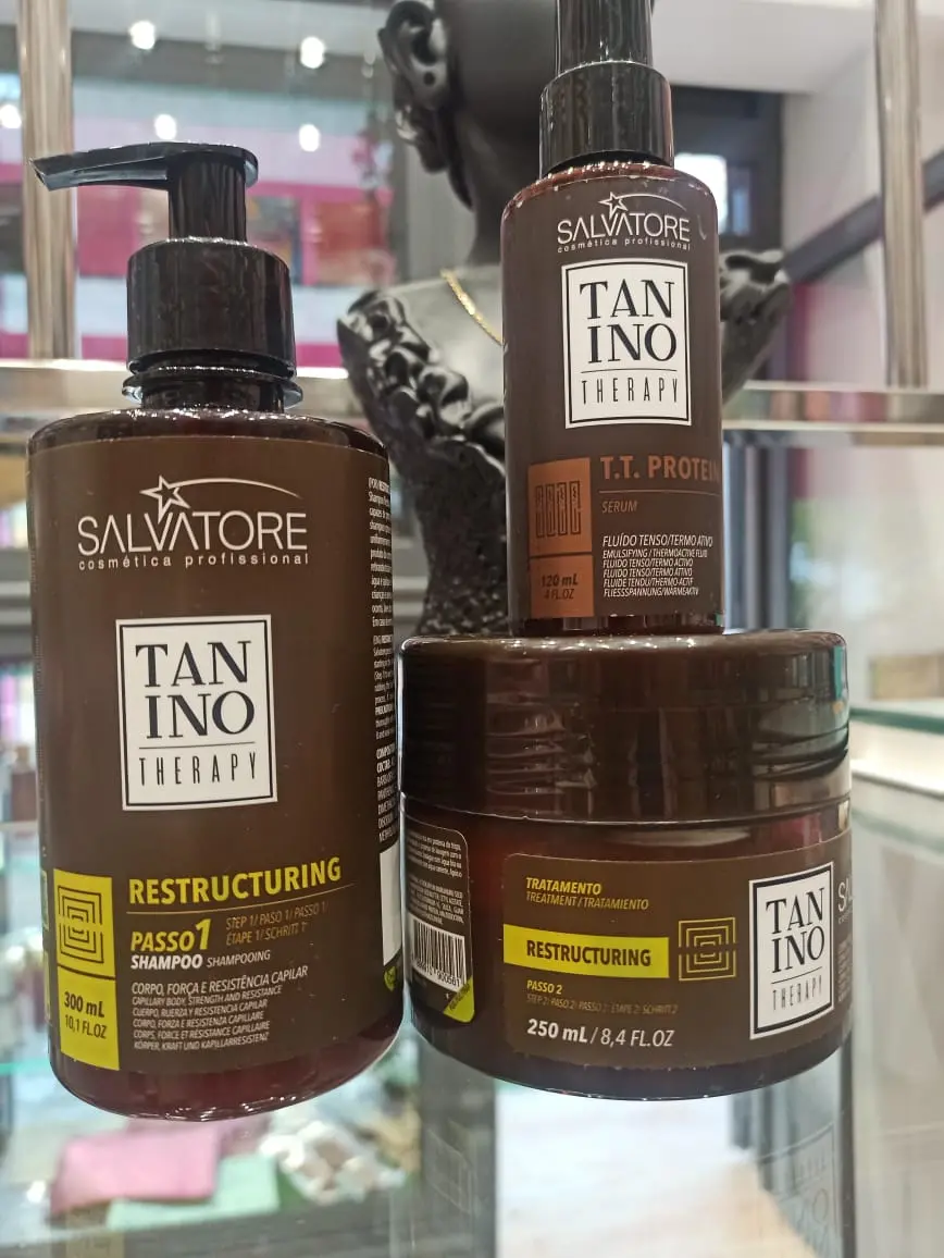 Salvatore Coffret shampoing salvatore tanino therapy restructuring passo1 (jaune) hydratation  - Parfum et cosmétiques authentiques en vente chez Choupinette para & parfumerie