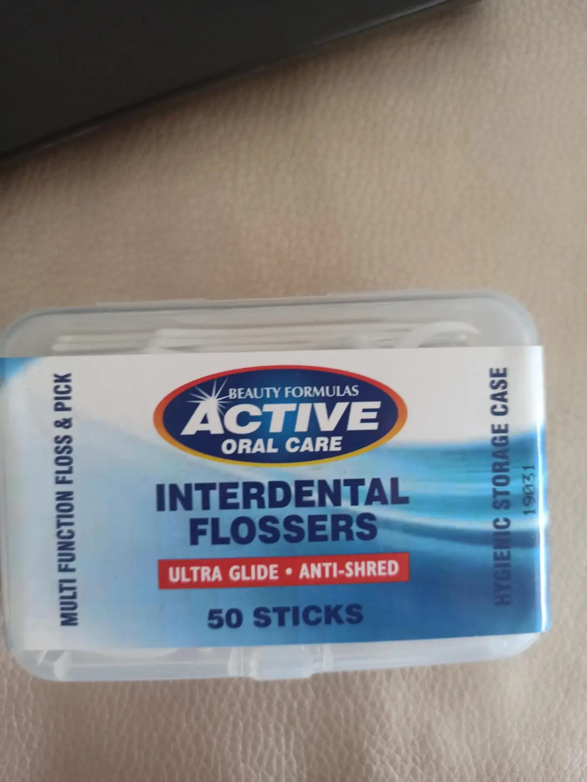 Fil dentaire active oral care 50 sticks - Active | Parfumerie & Parafumerie en ligne