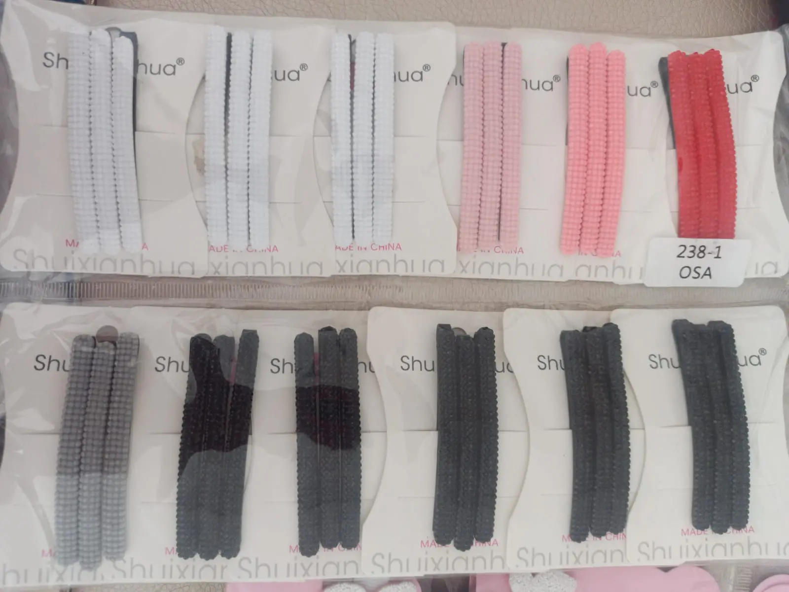 Barrettes simples strass 5dhs  -   | Parfumerie & Parafumerie en ligne