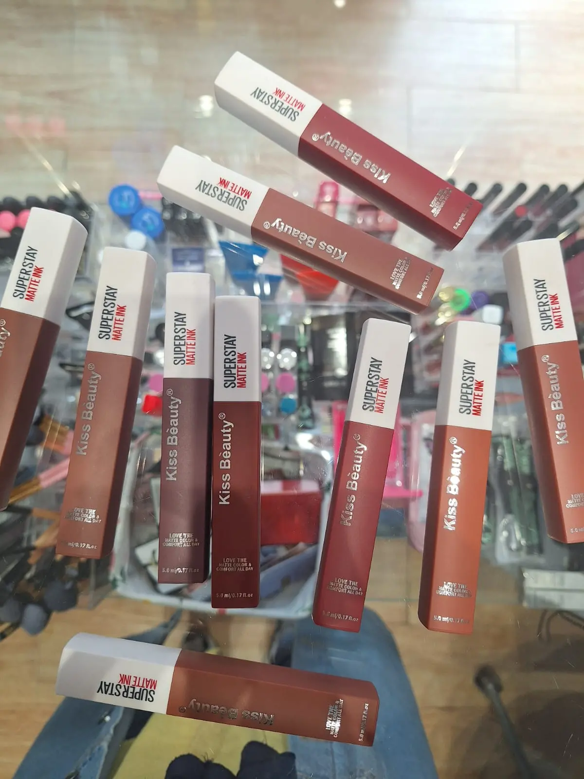 Kiss beauty Gloss kiss beauty superstay matte ink en couleur - Parfum et cosmétiques authentiques en vente chez Choupinette para & parfumerie