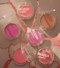 Essence Fard à joue crush poudre essence n°70 berry blush - Parfum et cosmétiques authentiques en vente chez Choupinette para & parfumerie