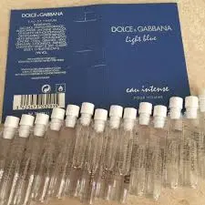 Dolce gabbana Échantillon parfum dolce & gabbana light blue eau intense - Parfum et cosmétiques authentiques en vente chez Choupinette para & parfumerie