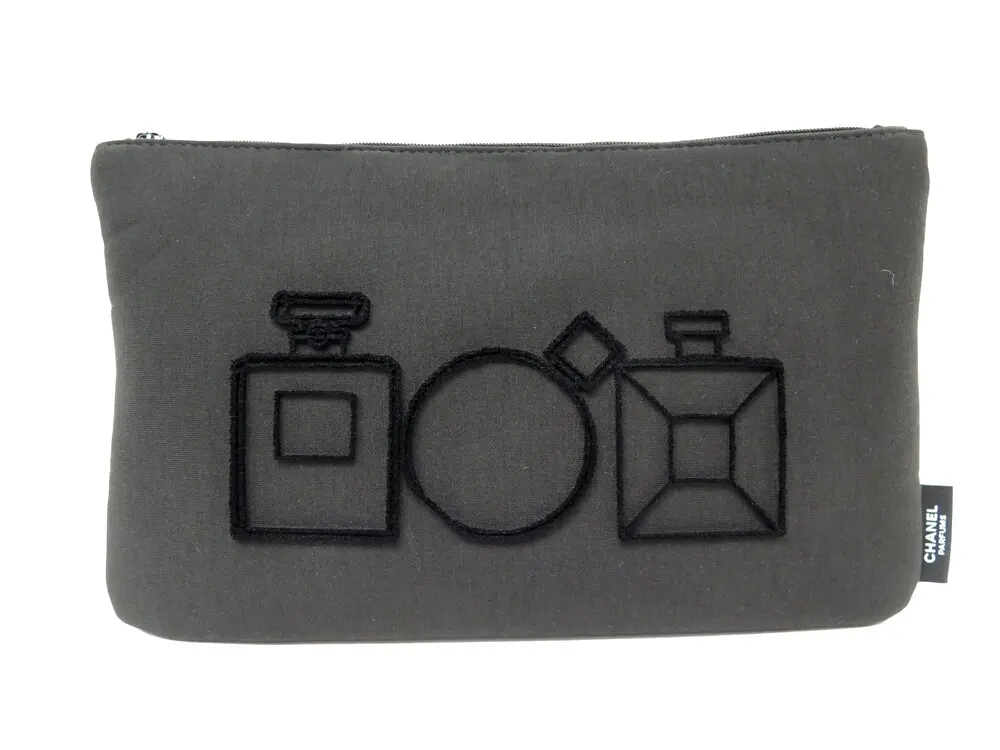 Trousse chanel parfums 24 à 29 cm - chanel | Parfumerie & Parafumerie en ligne