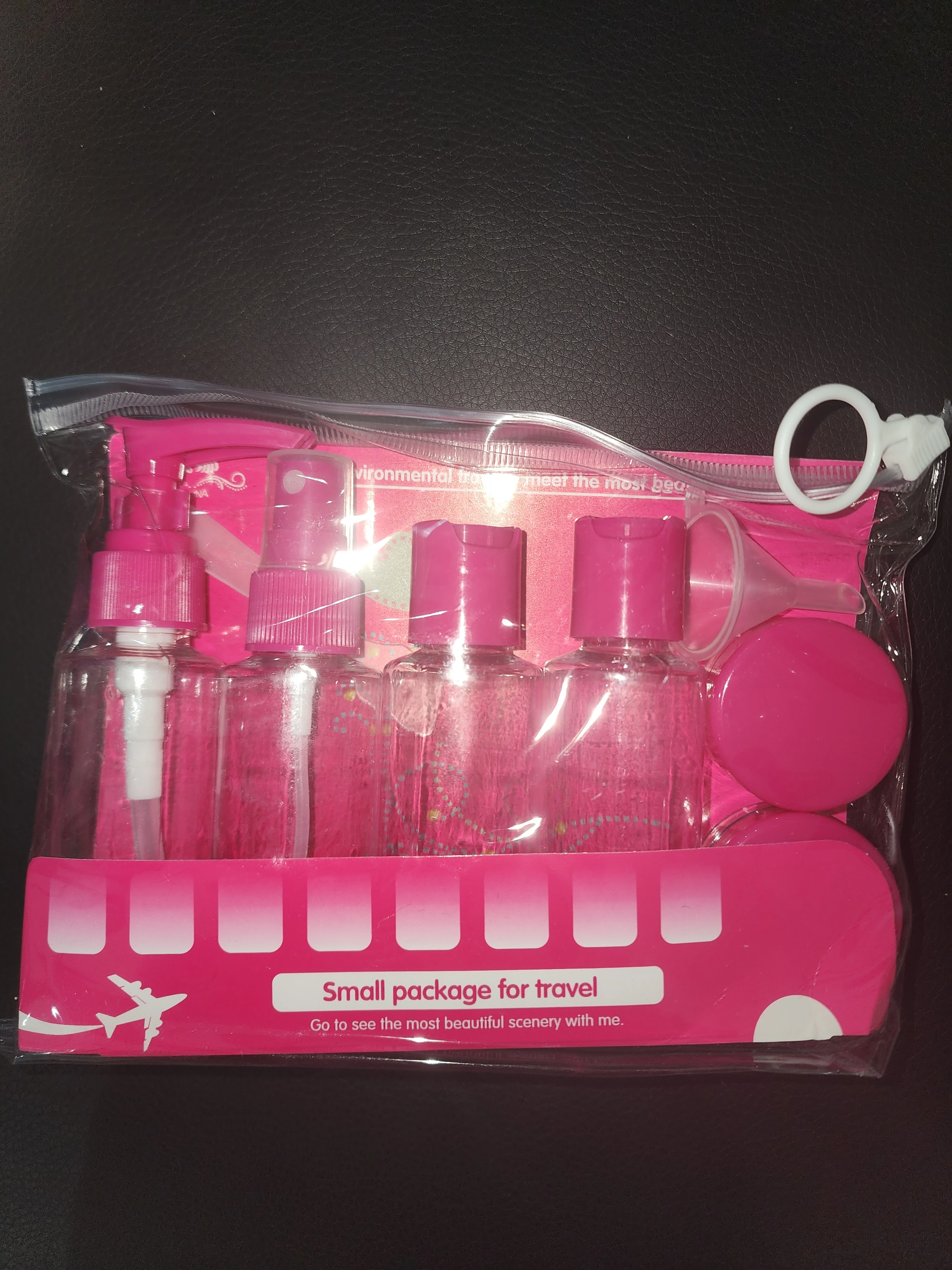 pack accessoires de voyage 8p rose -   | Parfumerie & Parafumerie en ligne