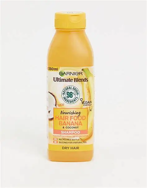 Garnier Shampoing ultra doux garnier nourishing hair food banane et coco 350ml - Parfum et cosmétiques authentiques en vente chez Choupinette para & parfumerie